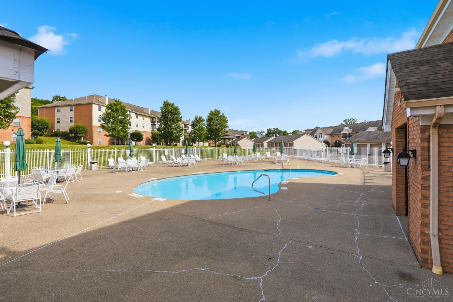 4341 Regency Ridge Court, Unit 304 Cincinnati, OH 45248 - Photo 37 of 40