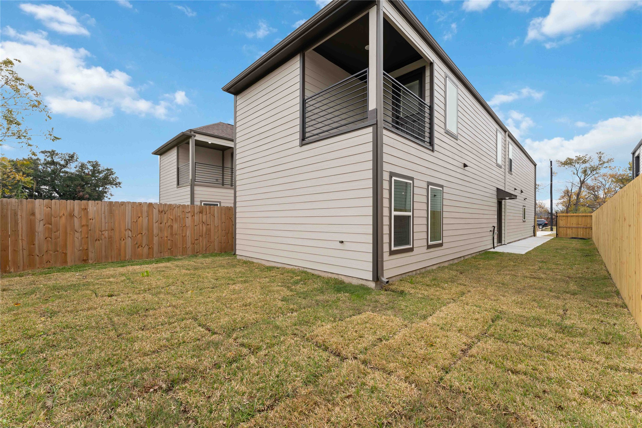 8006 Birmingham Street, Unit A/B Houston, TX 77028 - Photo 24 of 24 a view of a house with backyard
