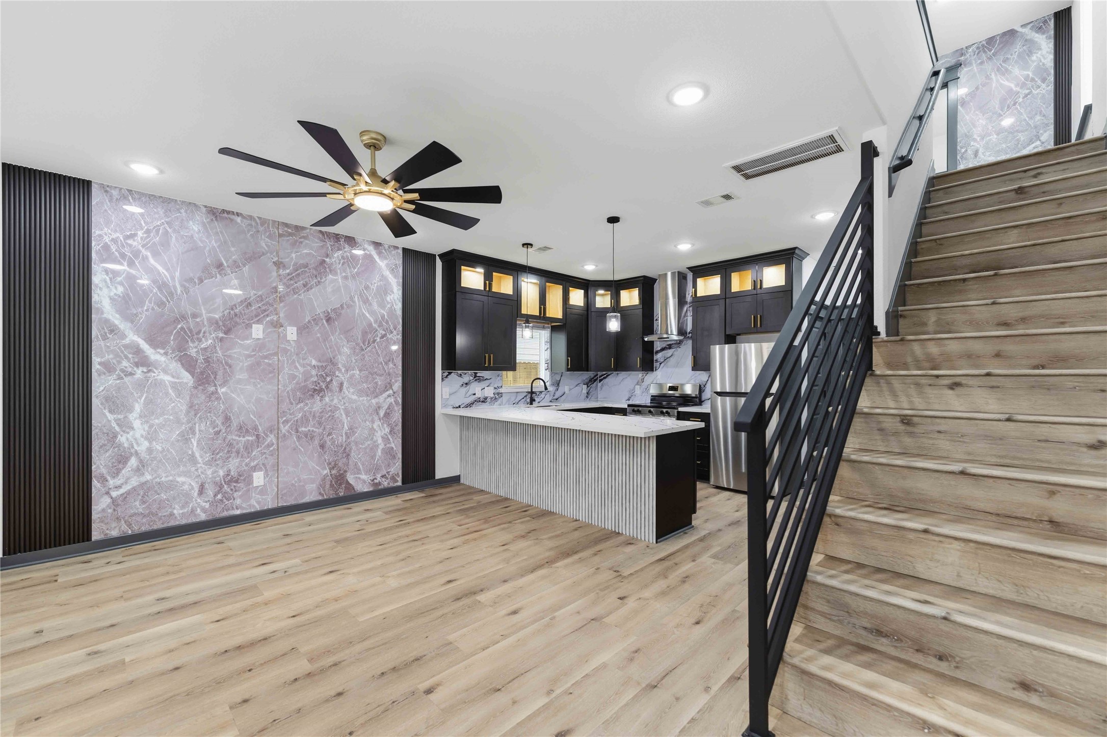 8006 Birmingham Street, Unit A/B Houston, TX 77028 - Photo 7 of 24 a view of an entryway and kitchen