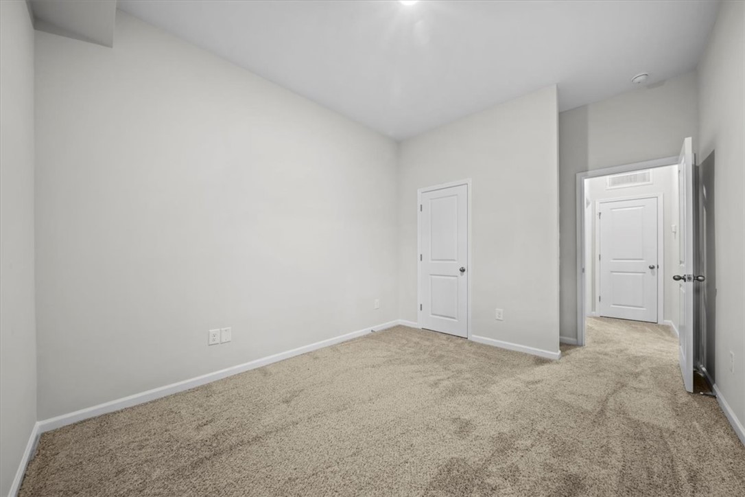 11112 Watson Drive, Unit B Seneca, SC 29672 - Photo 20 of 34