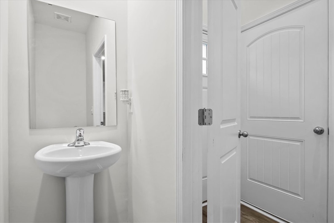 11112 Watson Drive, Unit B Seneca, SC 29672 - Photo 7 of 34