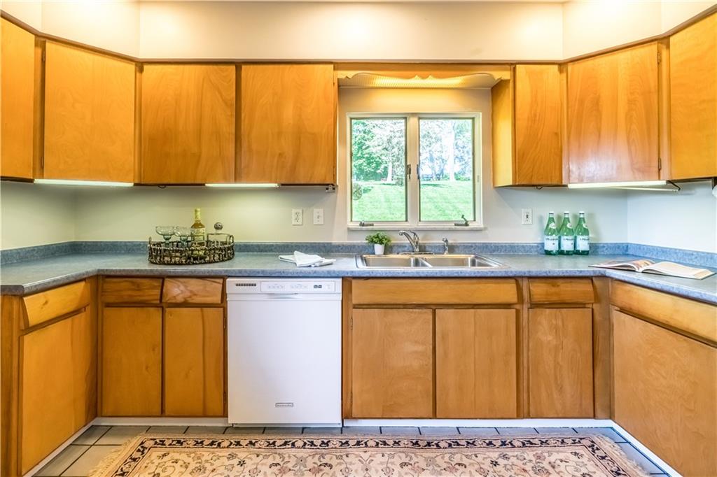 130 Highpoint Road Sewickley, PA 15143 - Photo 12 of 24 Gallery Image 12