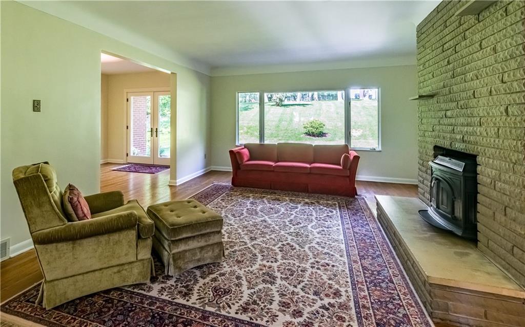 130 Highpoint Road Sewickley, PA 15143 - Photo 8 of 24 Gallery Image 8