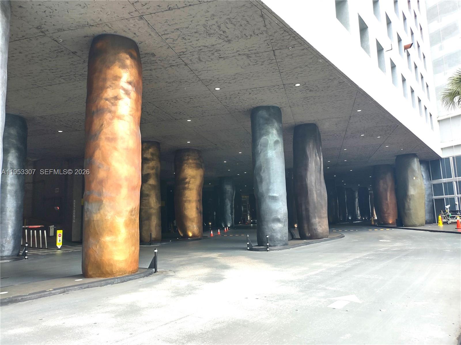 465 Brickell Avenue, Unit 4402 Miami, FL 33131 - Photo 33 of 33 a view of a entryway door