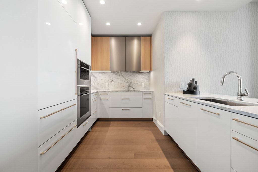 240 Devonshire Street, Unit 4510 Boston, MA 02110 - Photo 6 of 41