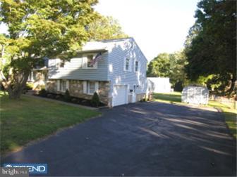 1011 Fitch Road Southampton, PA 18966 - Photo 2 of 12 Exterior Side