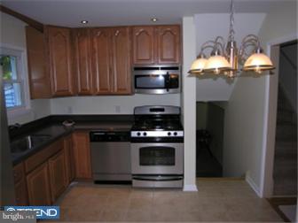 1011 Fitch Road Southampton, PA 18966 - Photo 6 of 12 Kitchen