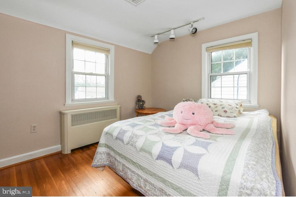 40 Trent Road Wynnewood, PA 19096 - Photo 13 of 25 Bedroom 3