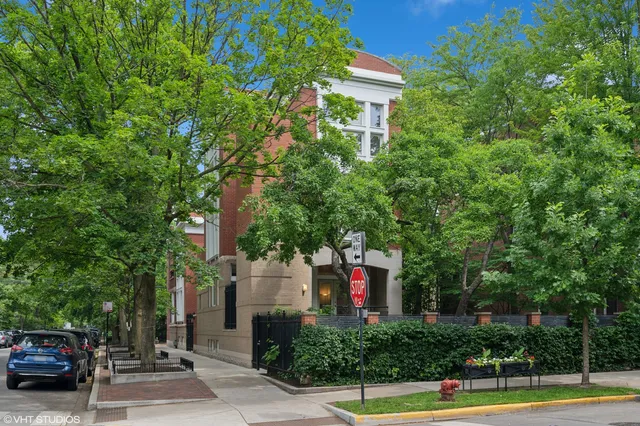 $3,800,000 | 2209 North Seminary Avenue, Chicago, IL 60614