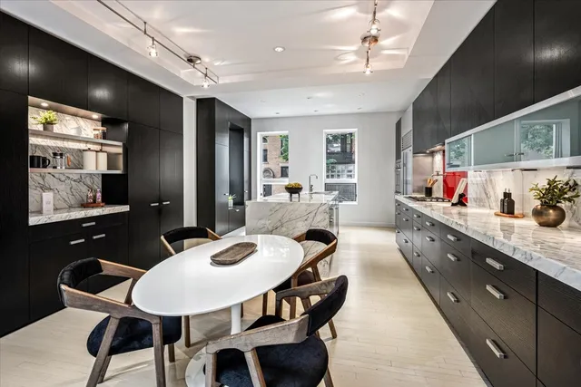 $3,800,000 | 2209 North Seminary Avenue, Chicago, IL 60614