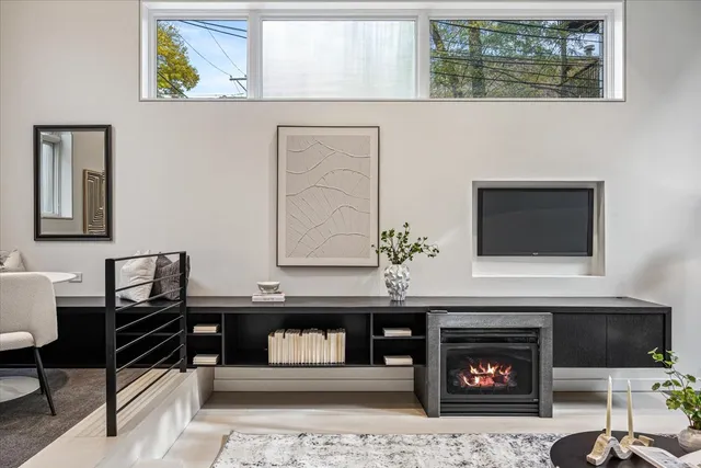 $3,800,000 | 2209 North Seminary Avenue, Chicago, IL 60614