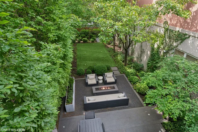 $3,800,000 | 2209 North Seminary Avenue, Chicago, IL 60614