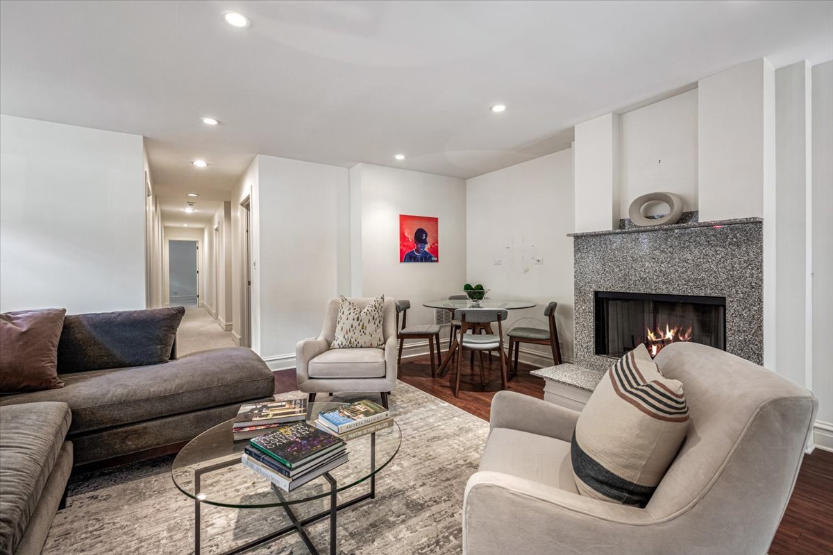 2209 North Seminary Avenue Chicago, IL 60614 - Photo 34 of 44