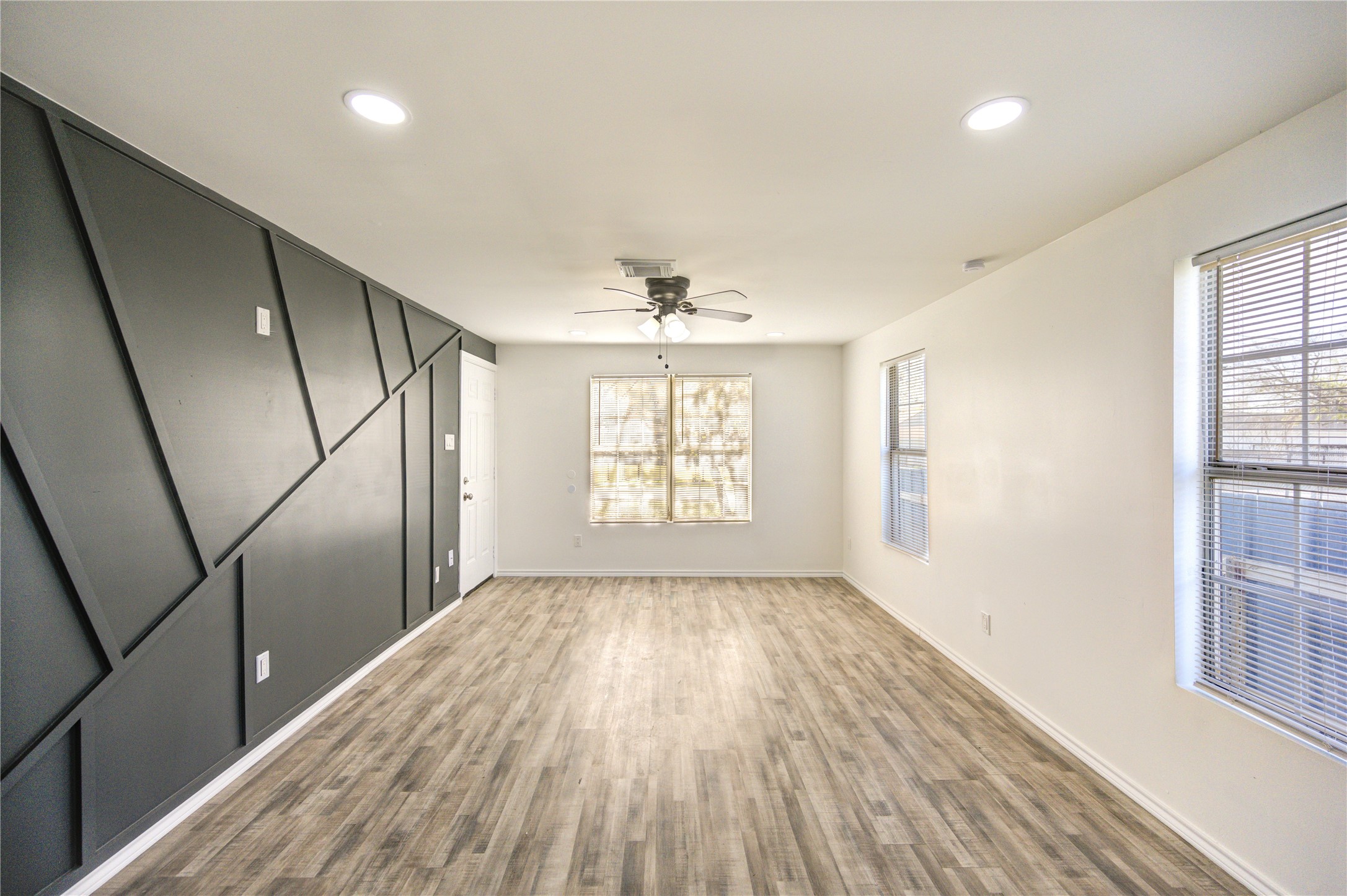 7811 St Louis Street Houston, TX 77028 - Photo 14 of 41