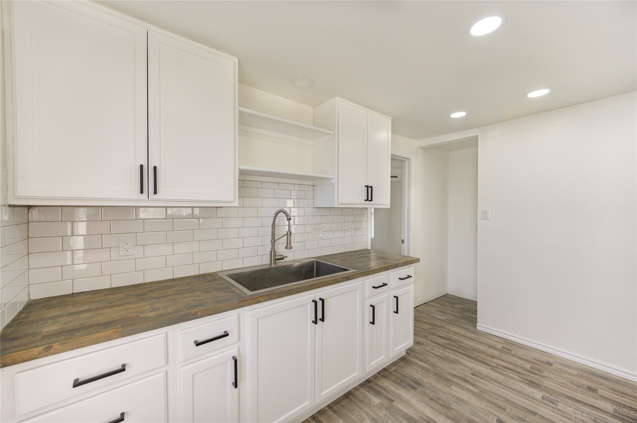 7811 St Louis Street Houston, TX 77028 - Photo 23 of 41