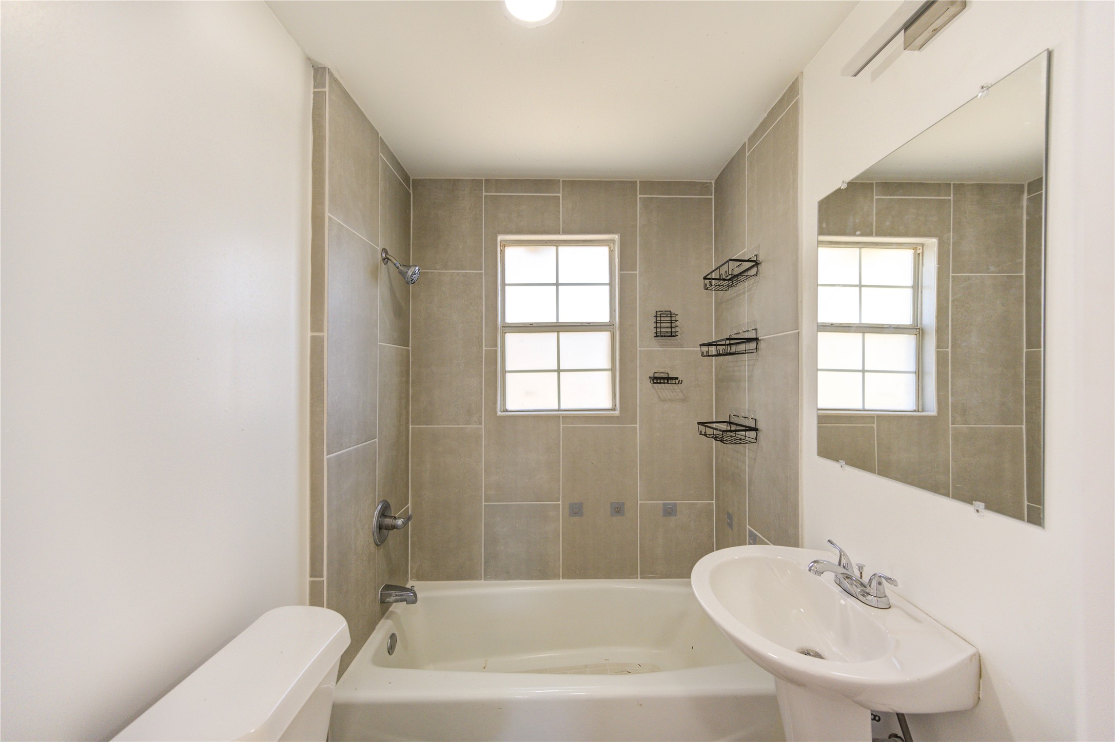 7811 St Louis Street Houston, TX 77028 - Photo 40 of 41