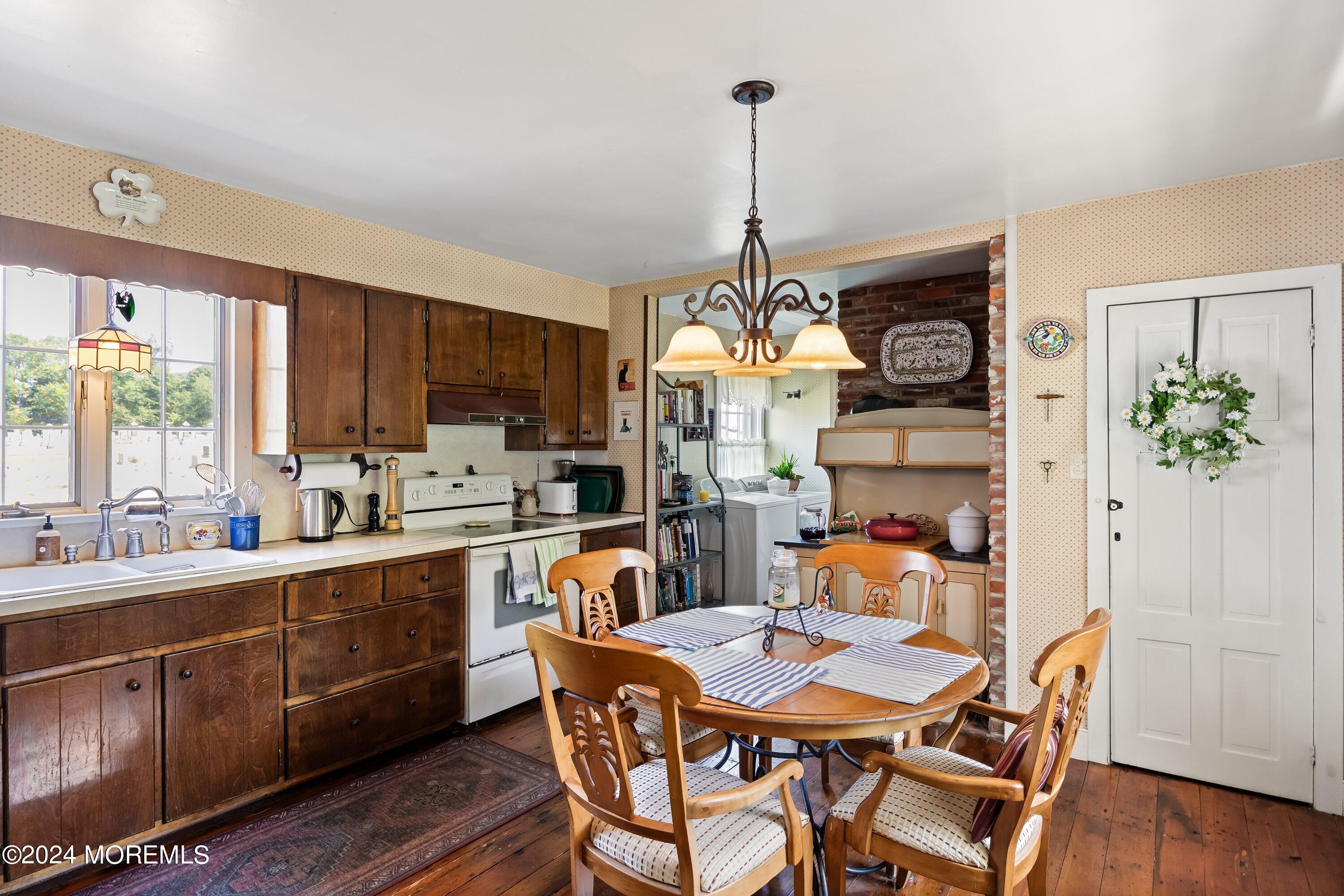 151 Burlington Path Road Cream Ridge, NJ 08514 - Photo 19 of 58 20-020 Full-20 - Copy - Copy