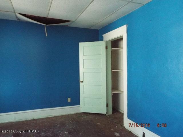 109 Perrin Avenue Shavertown, PA 18708 - Photo 6 of 13 a view of an empty room