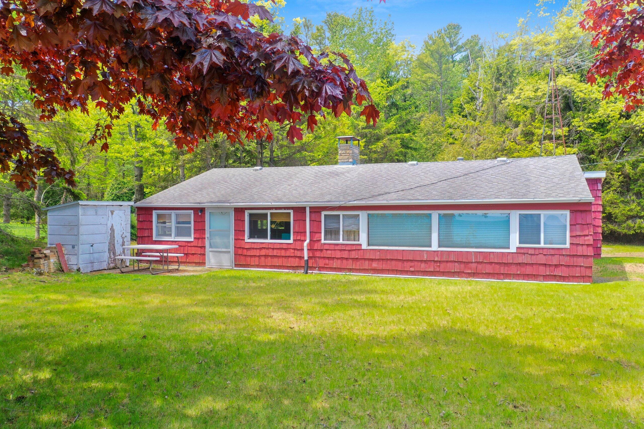 11009 Lake Drive Two Rivers, WI 54241 - Photo 15 of 55 018-11009LakeDrive-TwoRivers-WI-54241-SM