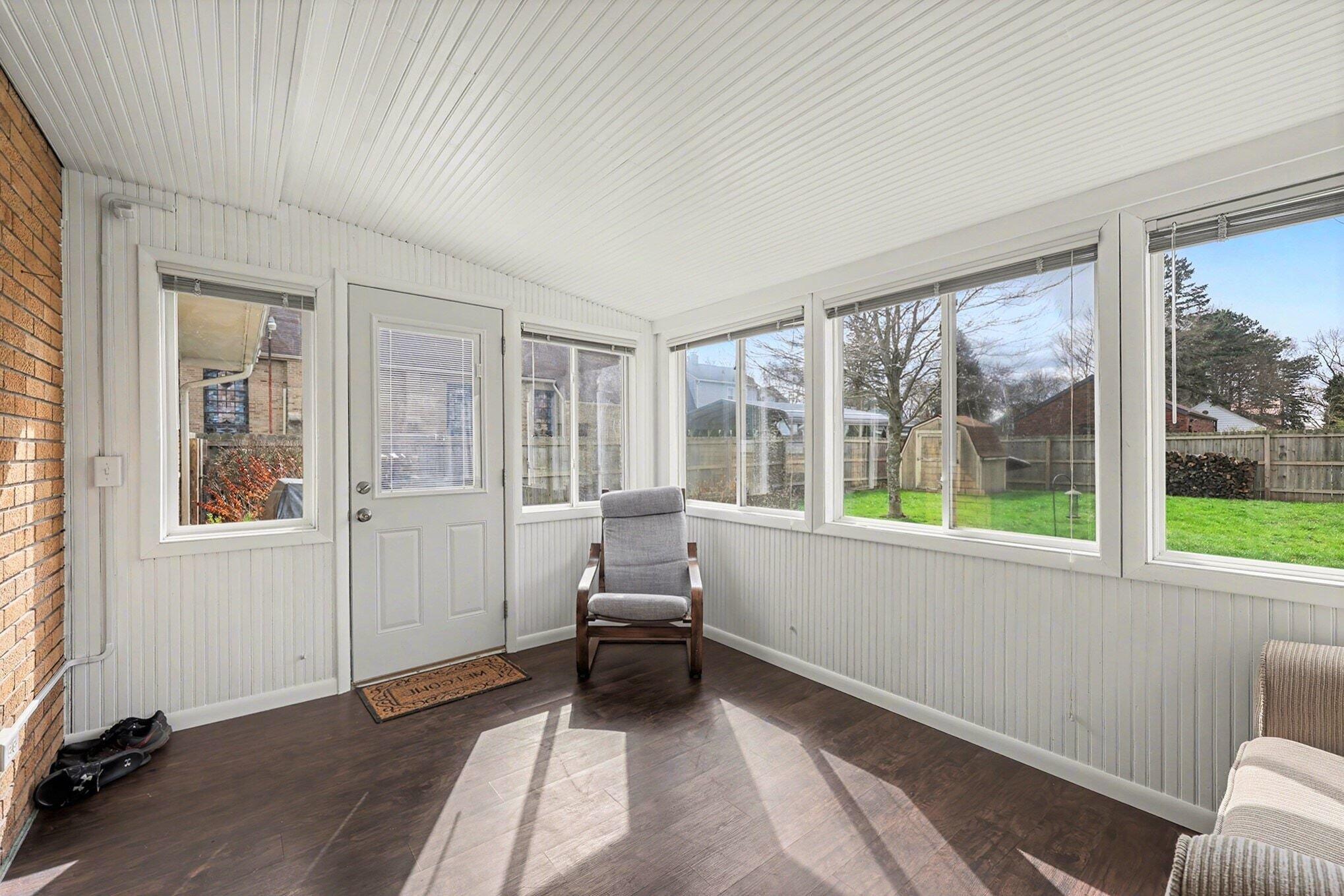 1109 West Franklin Street Jackson, MI 49203 - Photo 14 of 27 013_file_9218