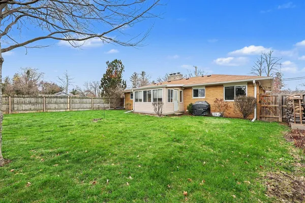 $200,000 | 1109 West Franklin Street, Jackson, MI 49203