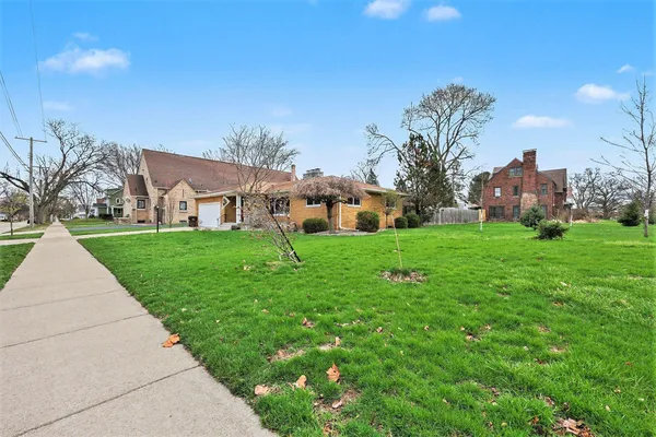 $200,000 | 1109 West Franklin Street, Jackson, MI 49203