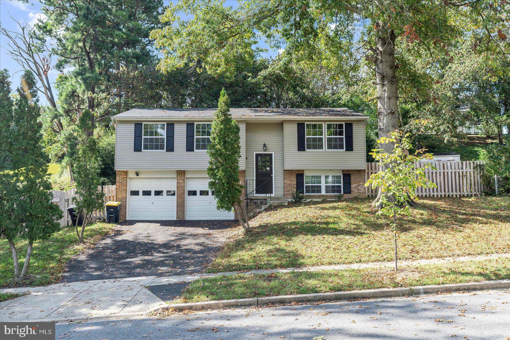 12517 Tove Road Clinton, MD 20735 - Photo 2 of 44