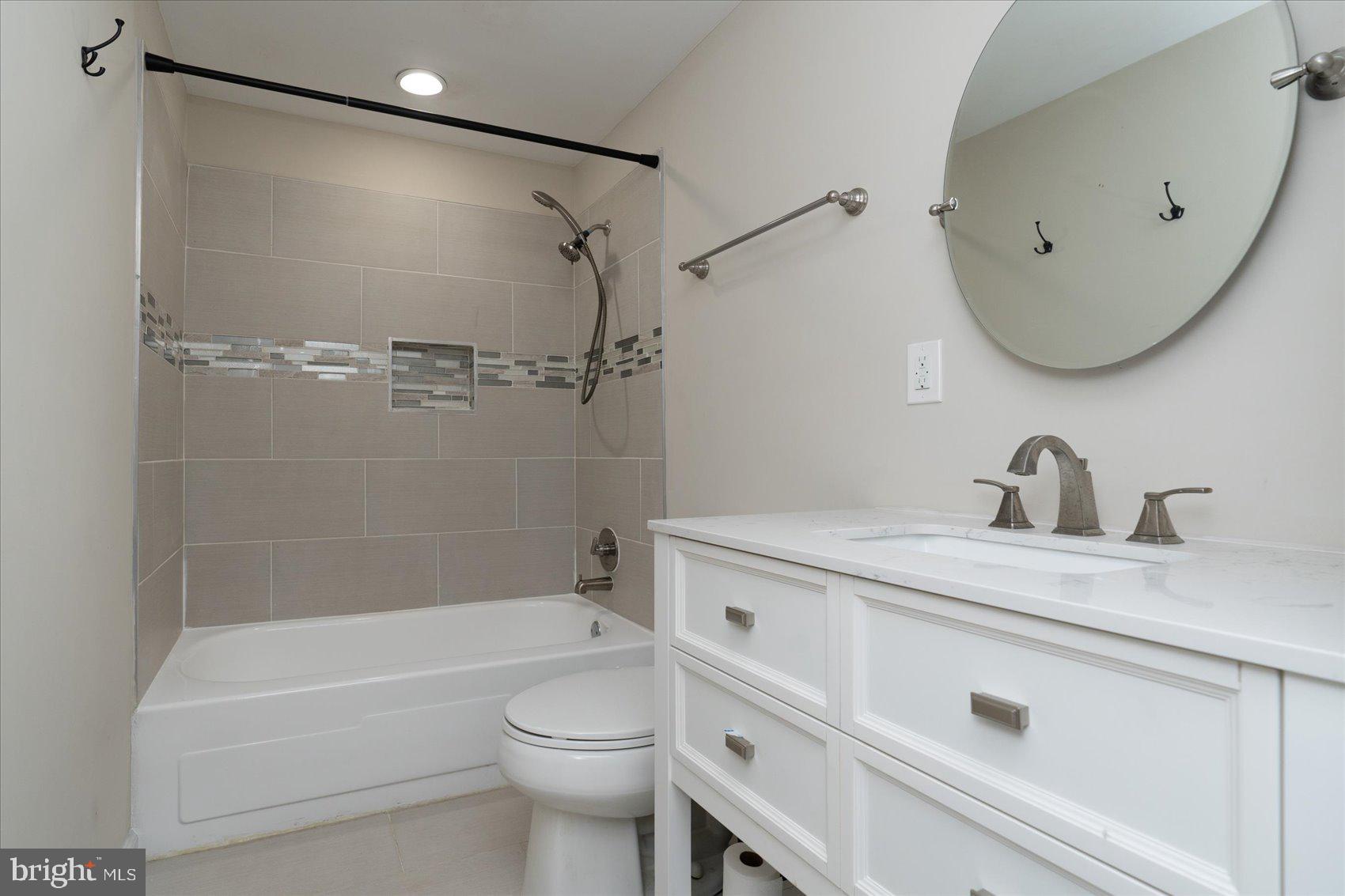 12517 Tove Road Clinton, MD 20735 - Photo 15 of 44