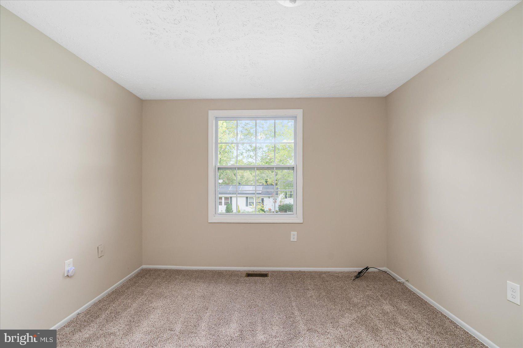 12517 Tove Road Clinton, MD 20735 - Photo 26 of 44