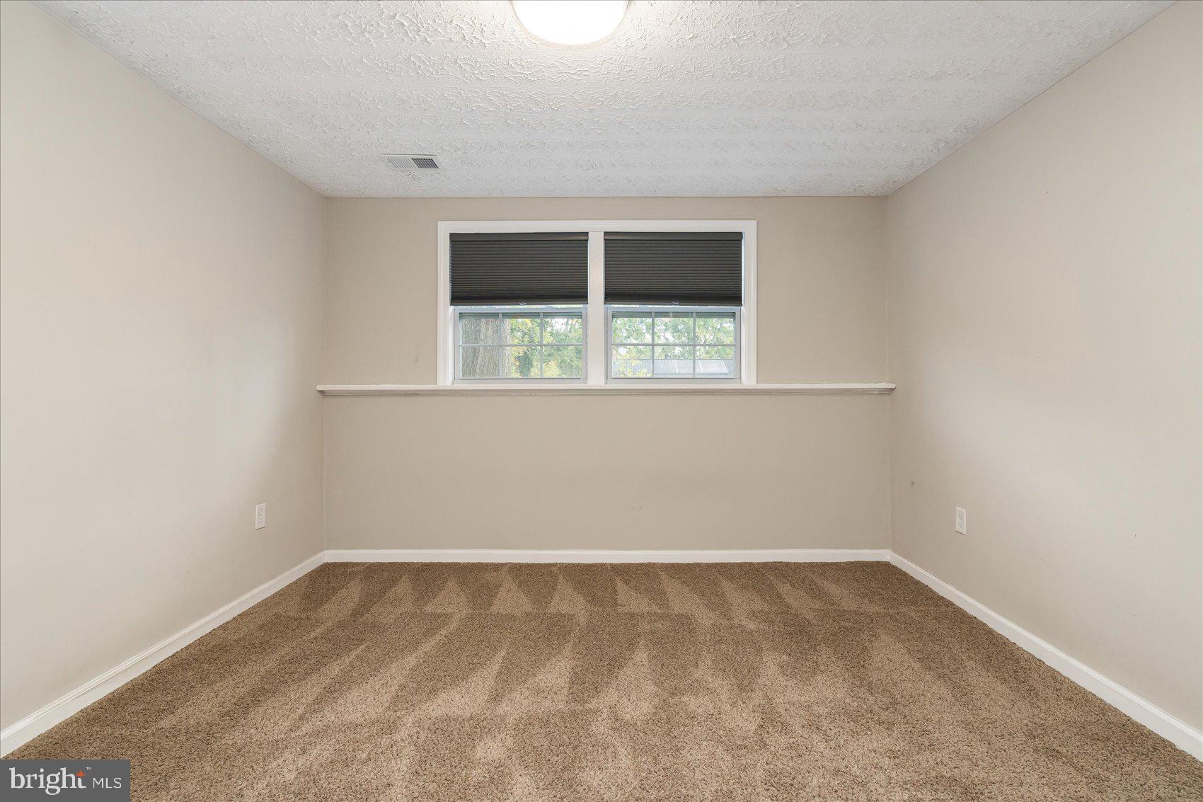 12517 Tove Road Clinton, MD 20735 - Photo 31 of 44