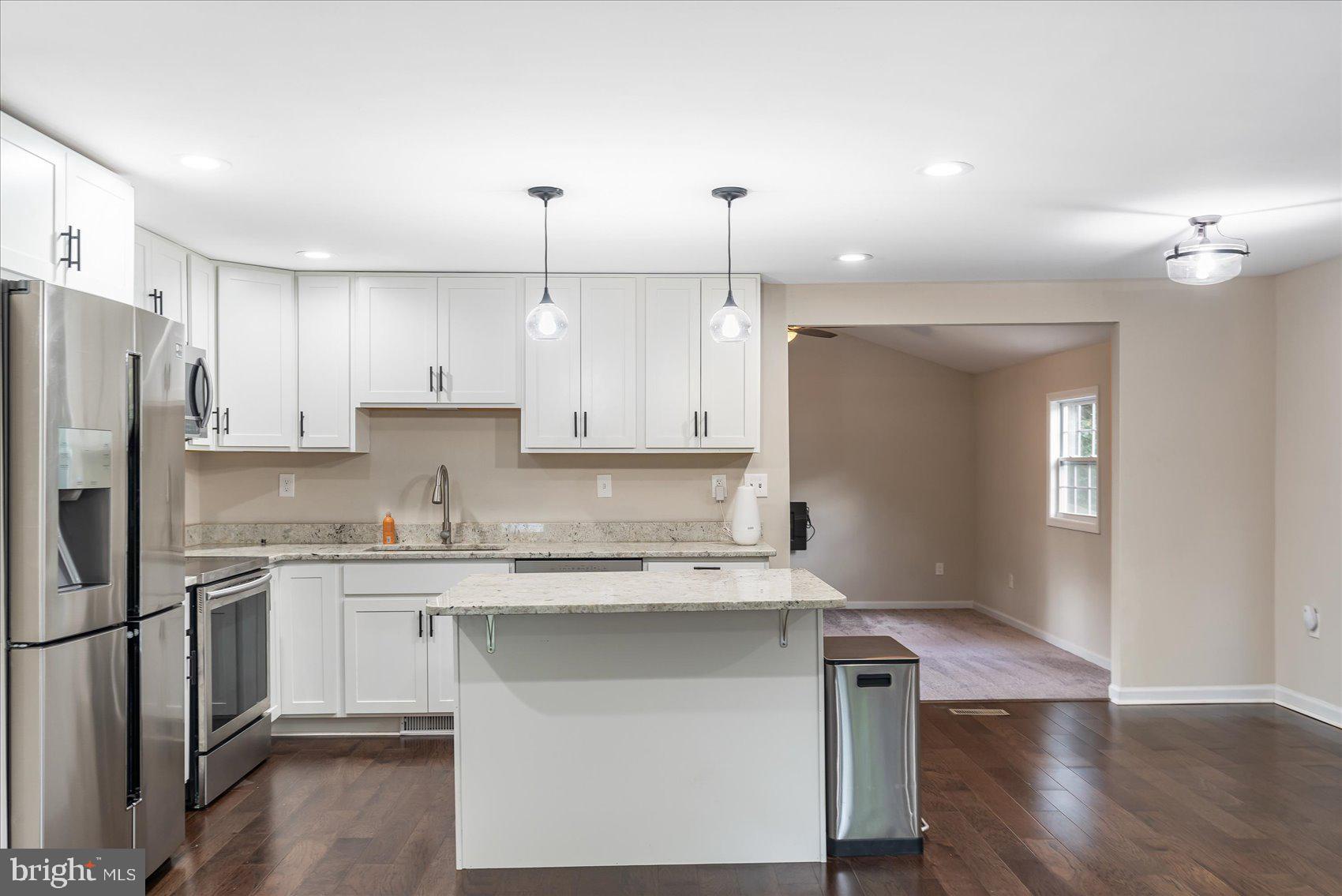 12517 Tove Road Clinton, MD 20735 - Photo 9 of 44
