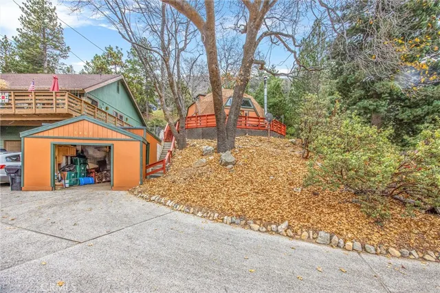 a view of a entrance gate of a house