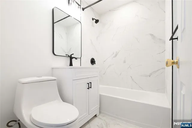 $1,700 | 395 Park Street, Unit 395G, Hackensack, NJ 07601