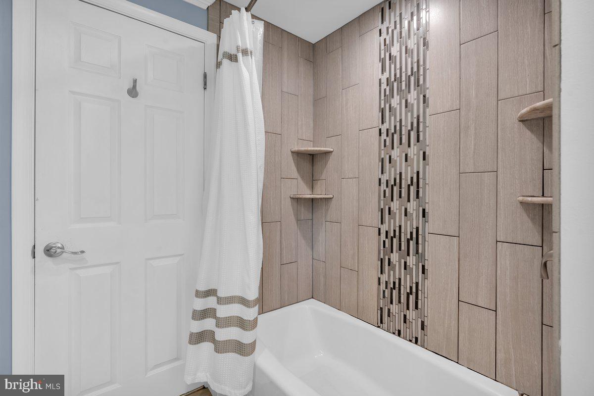 325 Johnson Road Sicklerville, NJ 08081 - Photo 15 of 34