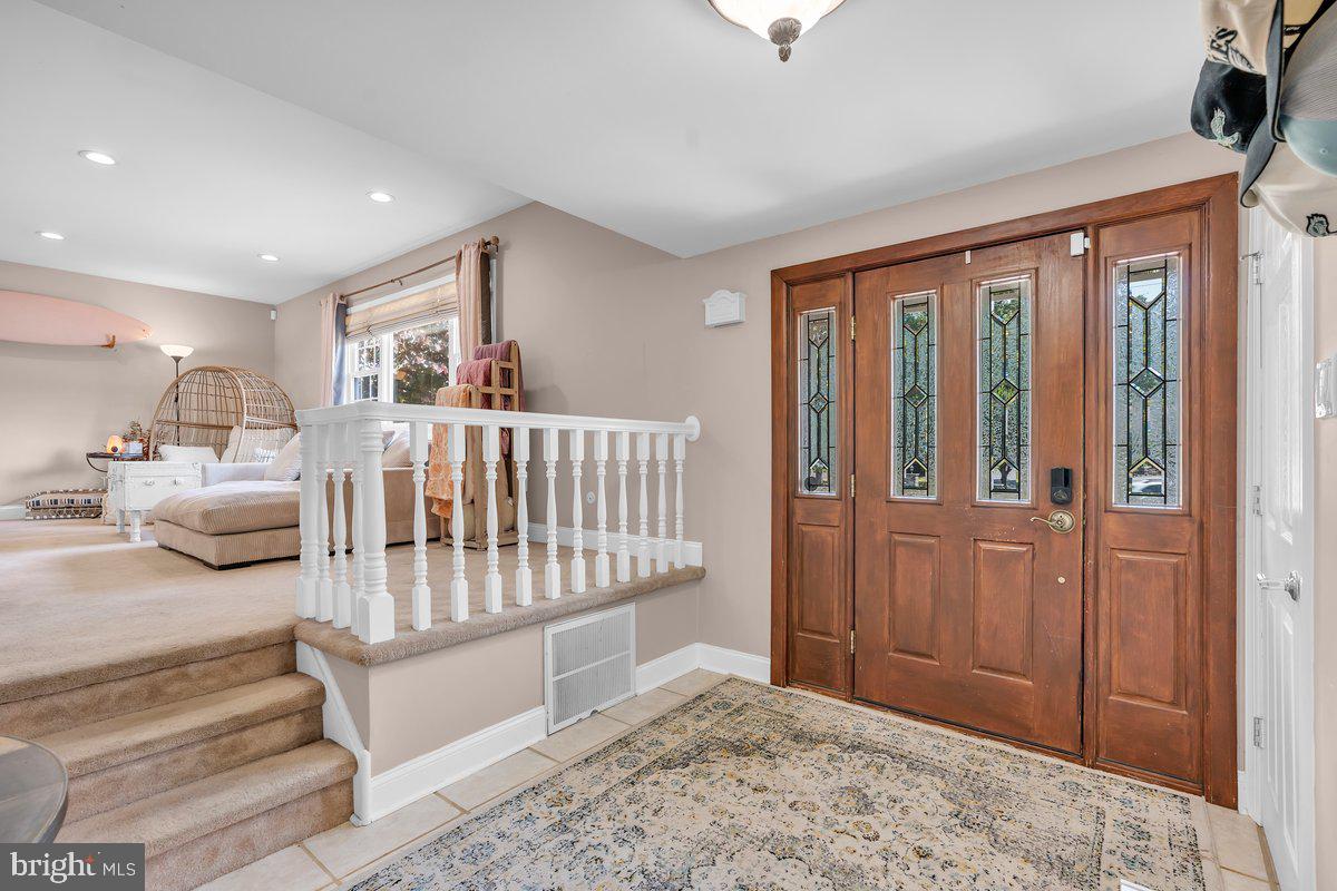 325 Johnson Road Sicklerville, NJ 08081 - Photo 5 of 34