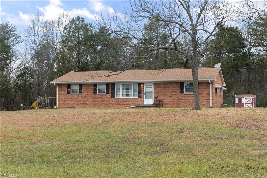 4810 Rex Road Winston-Salem, NC 27107 - Photo 3 of 15 Gallery Image 3