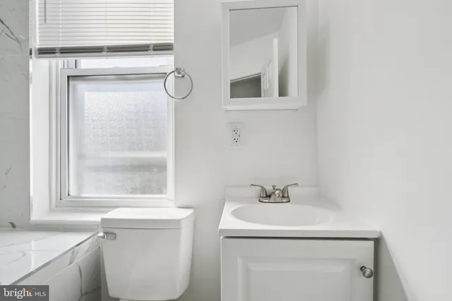 $1,850 | 4447 North 19th Street, Philadelphia, PA 19140