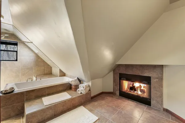 $449,900 | 12 Turtle Creek Road, Monticello, IL 61856