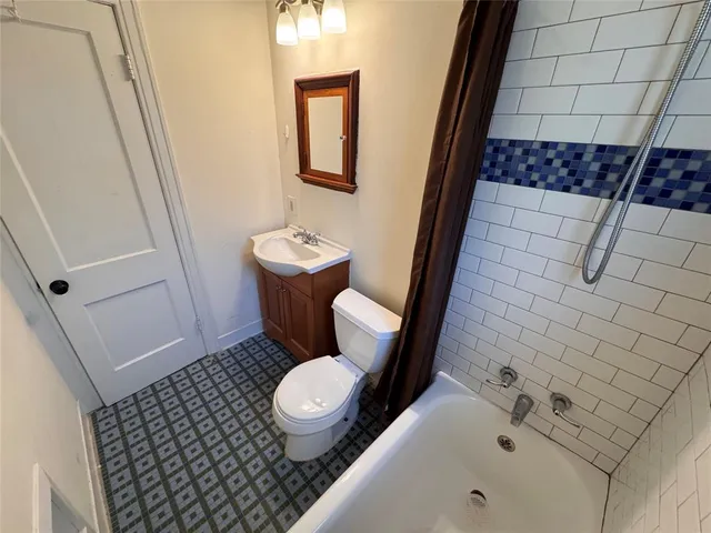 $1,895 | 2547 Sharon Street, Dallas, TX 75211