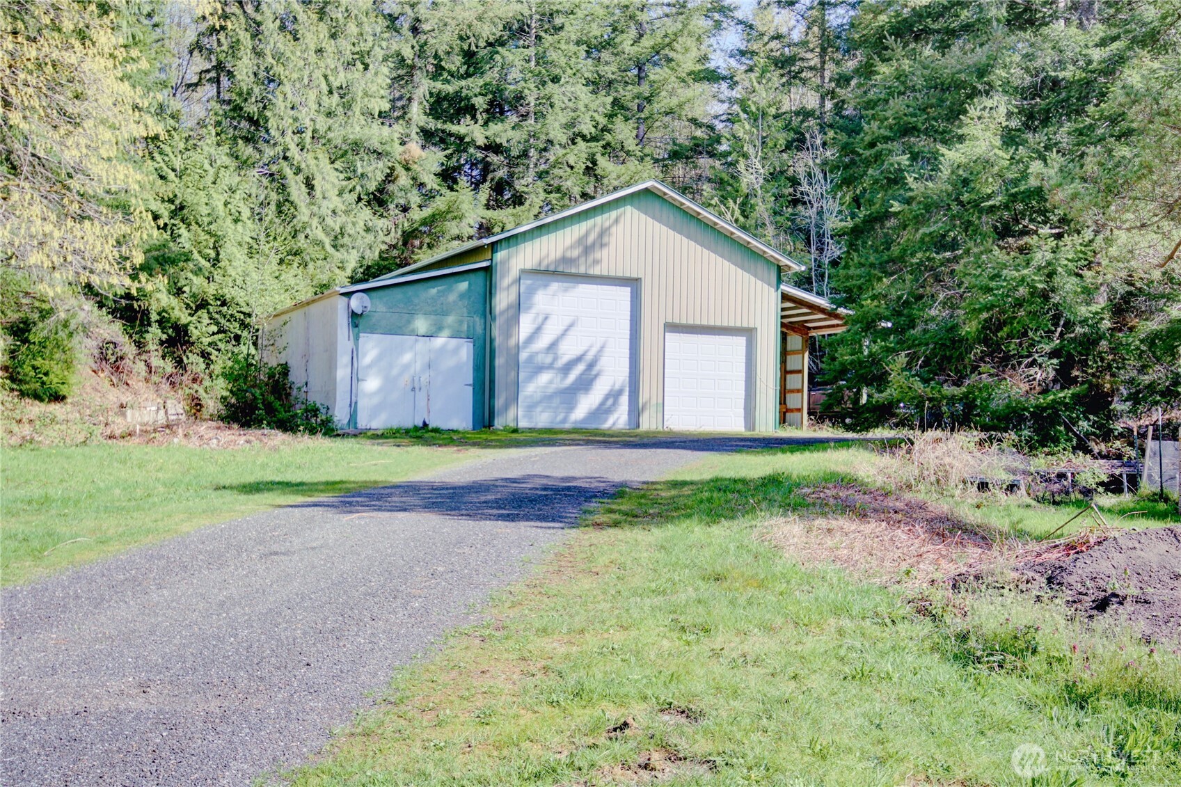 405 Alger Cain Lake Road Sedro-Woolley, WA 98284 - Photo 3 of 38