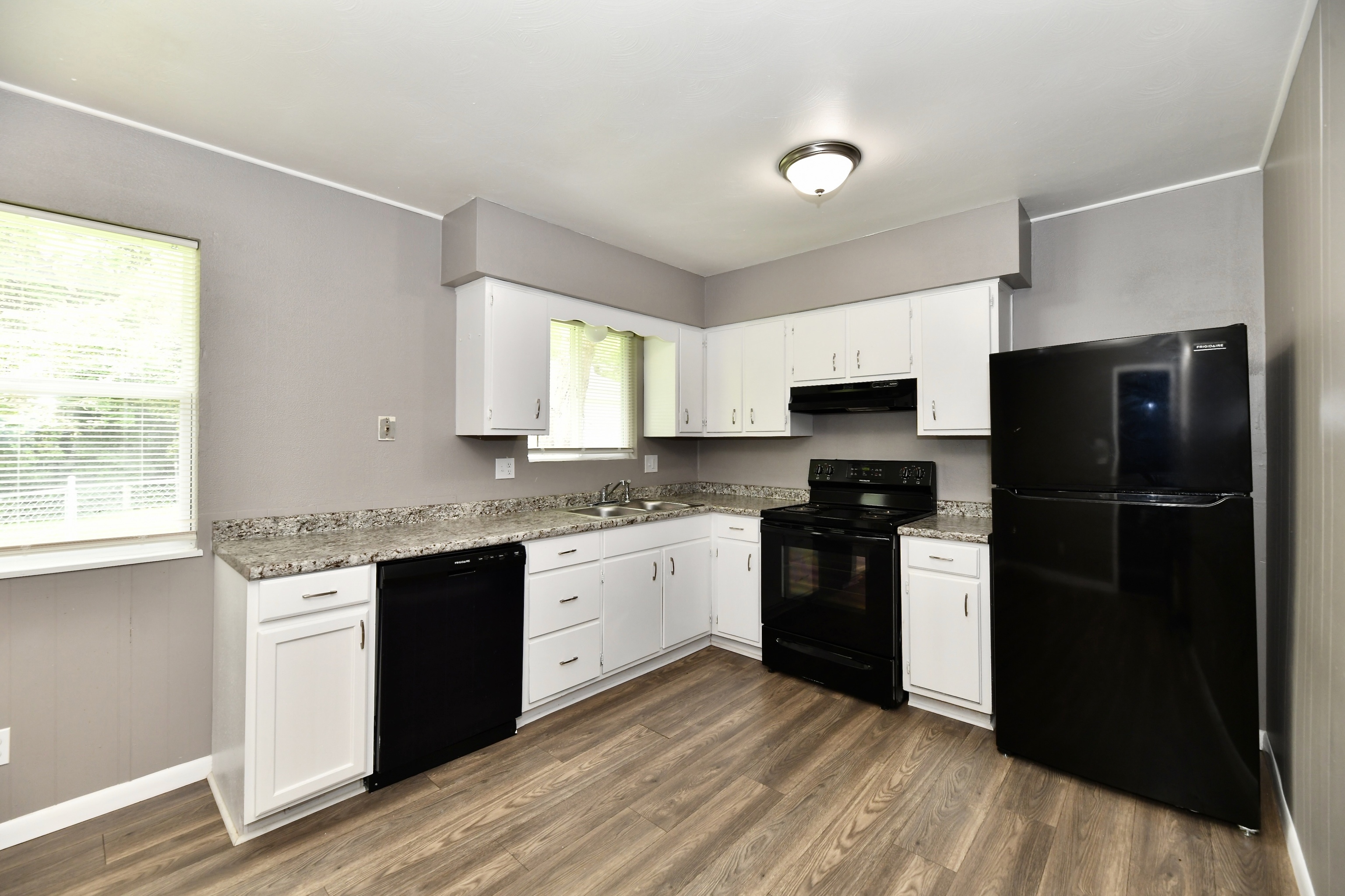 5013 Gambel Road Indianapolis, IN 46221 - Photo 17 of 23 Gallery Image 17