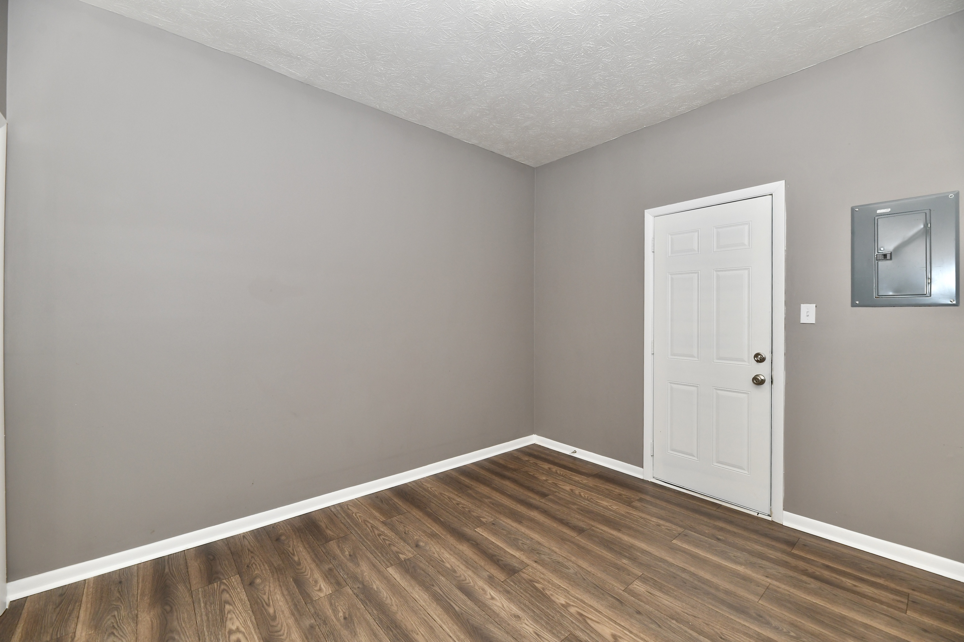 5013 Gambel Road Indianapolis, IN 46221 - Photo 19 of 23 Gallery Image 19