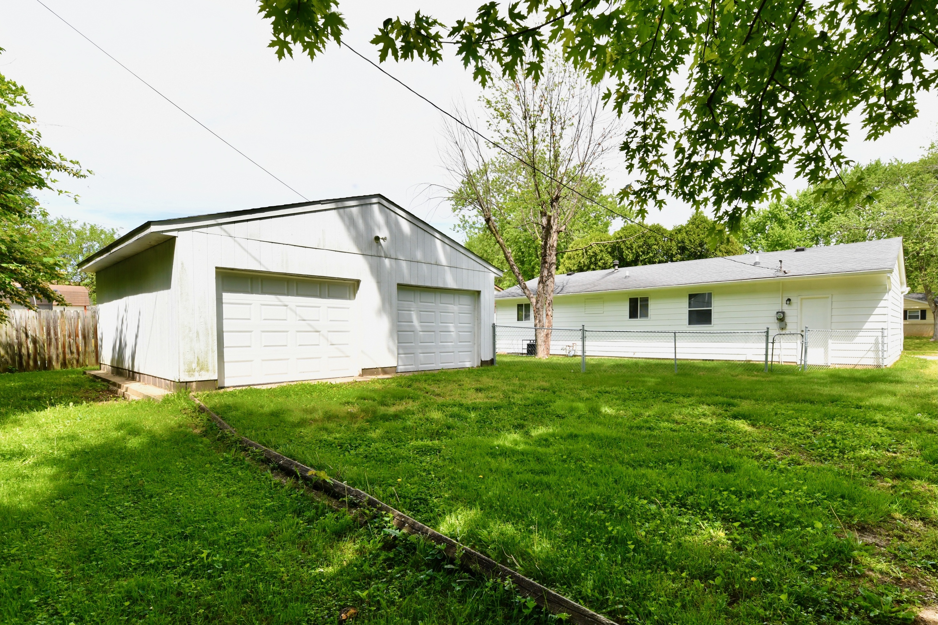 5013 Gambel Road Indianapolis, IN 46221 - Photo 4 of 23 Gallery Image 4
