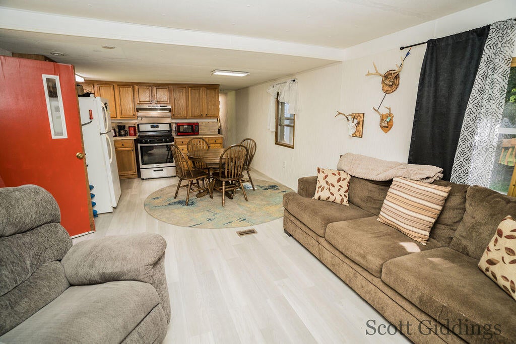 3750 North Hillman Road Stanton, MI 48888 - Photo 10 of 39 Gallery Image 10