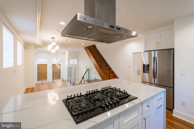 $3,795 | 601 McClellan Street, Philadelphia, PA 19148