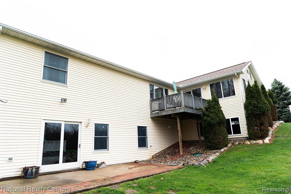 1499 Argentine Road Howell, MI 48843 - Photo 35 of 42
