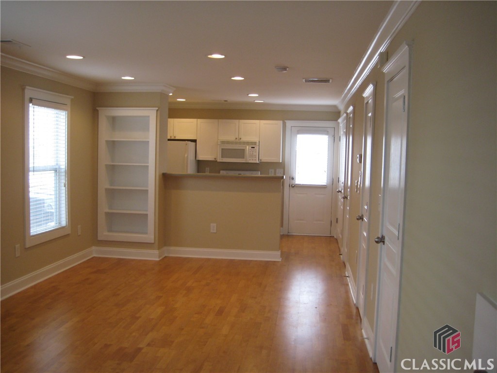 490 South Barnett Shoals Road, Unit 529 Athens, GA 30605 - Photo 4 of 10