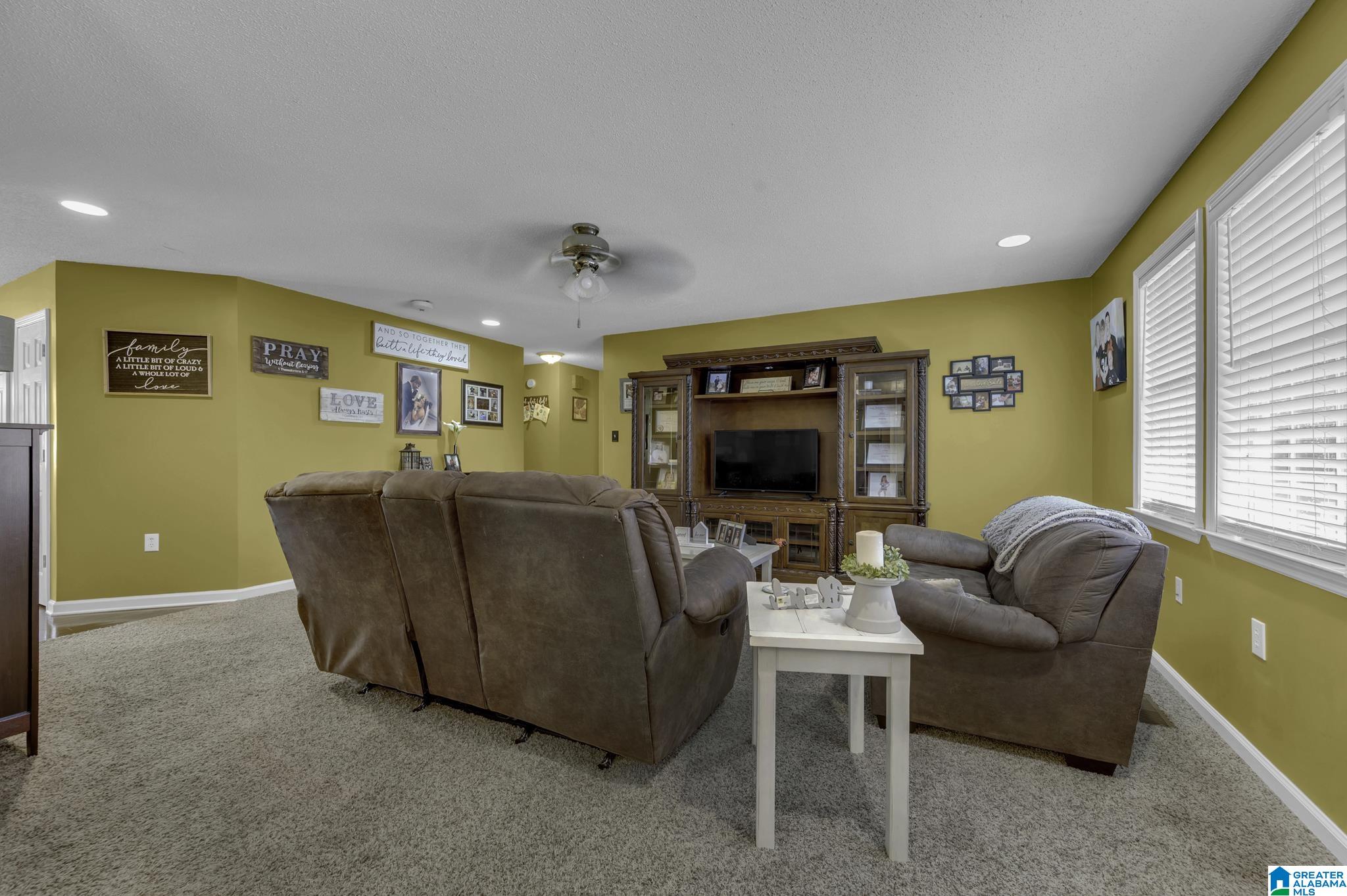 631 Kennedy Road Gardendale, AL 35071 - Photo 12 of 37