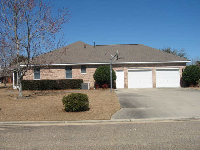 114 Lakeridge Drive Fairhope, AL 36532 - Photo 2 of 19 Side View