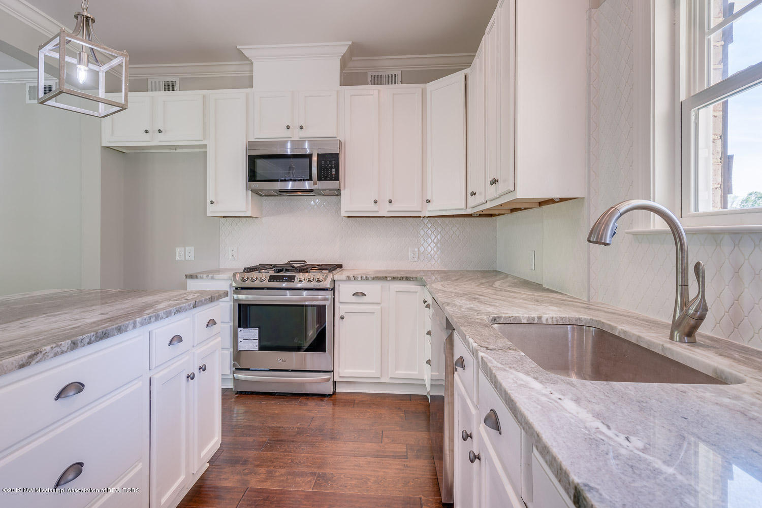 334 Malone Road North Hernando, MS 38632 - Photo 7 of 28 Kitchen